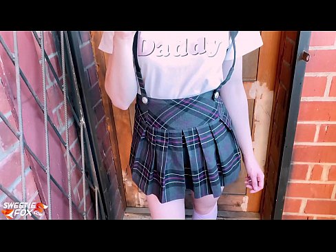 ❤️ Schoolgirl Mengisap penisnya dalam-dalam dan meniduri alih-alih kelas. ️ Video sialan di id.onlyhdporn.ru ️